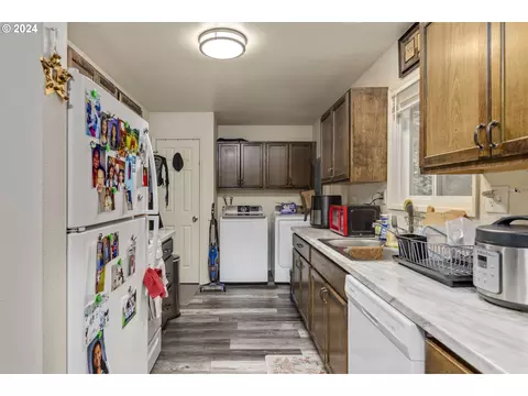 Other - 504 E 9th 14 St, Newberg, OR 97132 photo 8 of 9