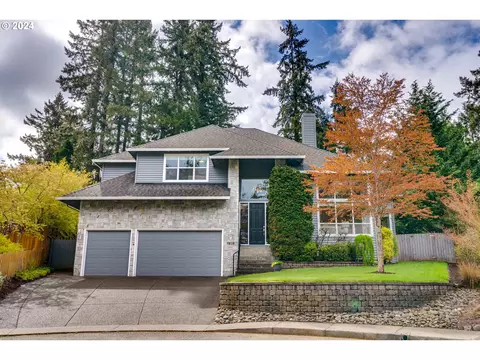 7820 SW Hunt Club Pl, Portland, OR 97219