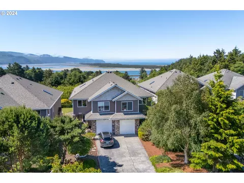 4819 Holly Heights Ave, Netarts, OR 97143
