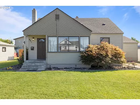 641 W Hermiston Ave, Hermiston, OR 97838