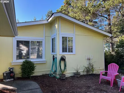 177 Florentine Ave, Florence, OR 97439