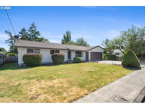 3605 Hawthorne Ln, Tillamook, OR 97141
