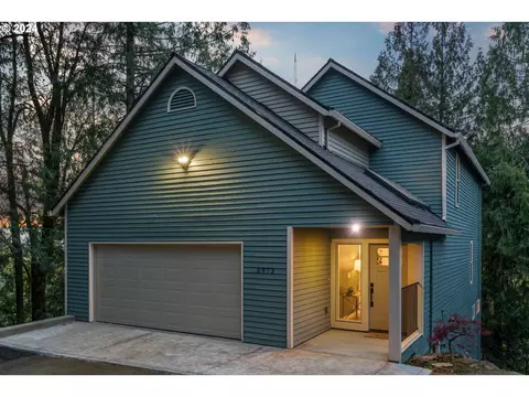 5973 SW Taylor St, Portland, OR 97221