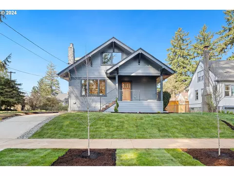 6221 SE 44th Ave, Portland, OR 97206