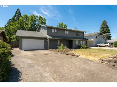 1547 NW Rachel Ave, Roseburg, OR 97471