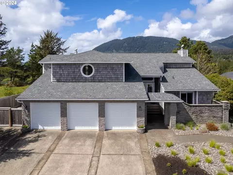 417 Ridge Ct, Manzanita, OR 97130