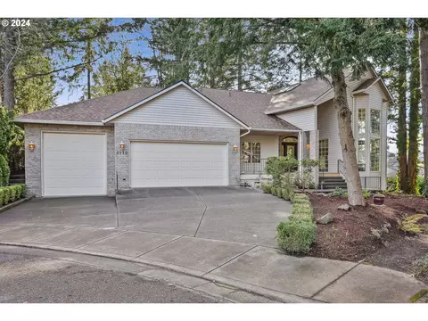 2110 Woodscape Ct SE, Salem, OR 97306