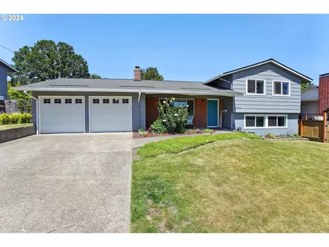 11175 SW Clifford St, Beaverton, OR 97008
