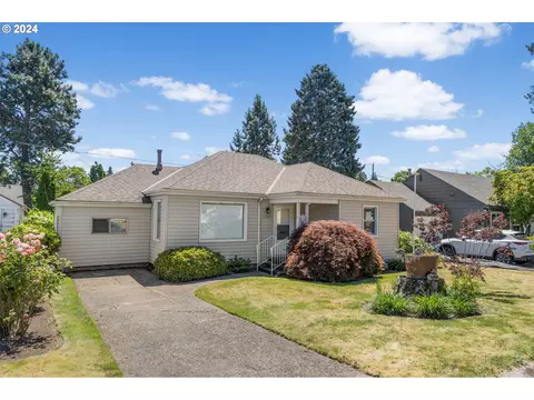 9304 SE Morrison St, Portland, OR 97216