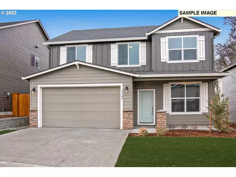 11820 SE Punch Bowl Falls Ave, Happy Valley, OR 97086