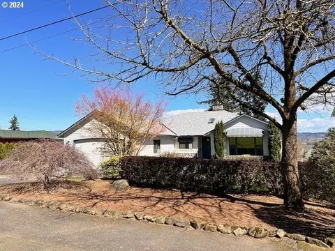 2120 First St, Columbia City, OR 97018