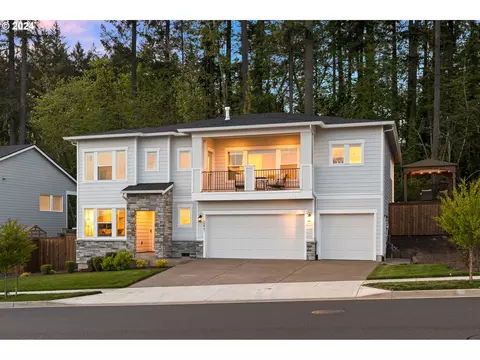 10841 SW Lady Marion Dr, Tigard, OR 97224