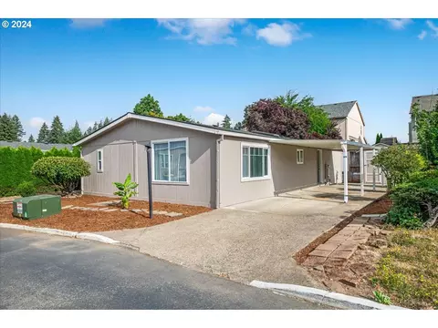 17595 SW Hancock Way #282, Beaverton, OR 97006