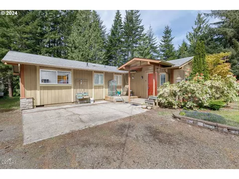 85380 Glenada Rd, Florence, OR 97439