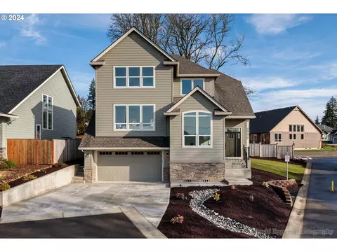59270 Lucy Ln, Saint Helens, OR 97051