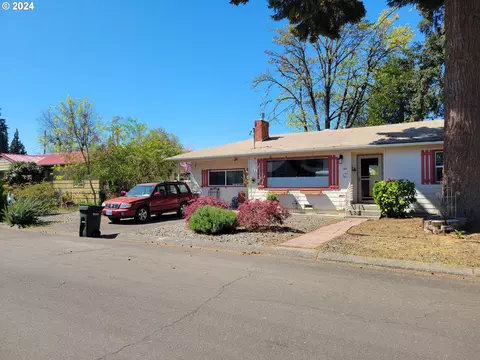 168 W Bodie St, Roseburg, OR 97471