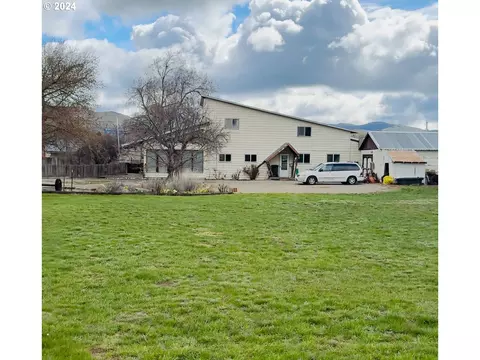 2195 Colorado Ave, Baker City, OR 97814