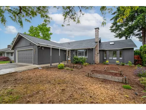 14015 SE 12th St, Vancouver, WA 98683