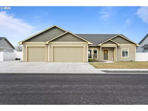 1911 NE 8th St, Hermiston, OR 97838