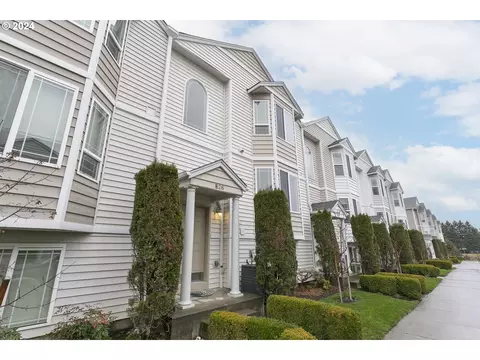 5700 NE 82nd Ave #E26, Vancouver, WA 98662
