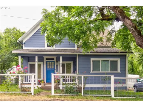 103 Main St, Dayton, OR 97114