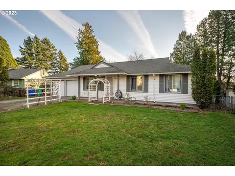 120 NW 22nd St, Gresham, OR 97030