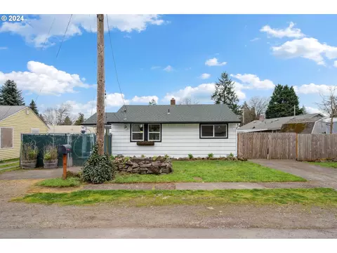 3711 E 11th St, Vancouver, WA 98661