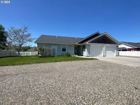980 J St, Baker City, OR 97814