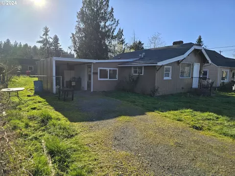 516 S 2nd St, Silverton, OR 97381