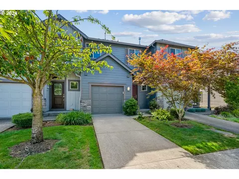 16375 SE Scoria Ln, Damascus, OR 97089