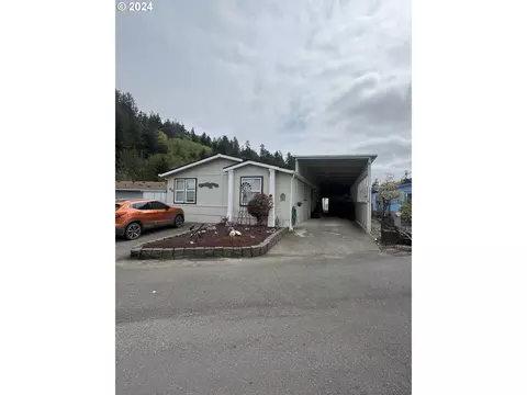 100 River Bend Rd #95, Reedsport, OR 97467