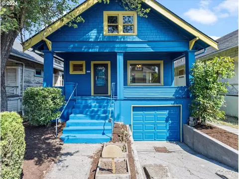 2228 SE Cesar E Chavez Blvd, Portland, OR 97214