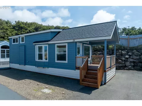 4875 N Hwy 101 #18, Depoe Bay, OR 97341