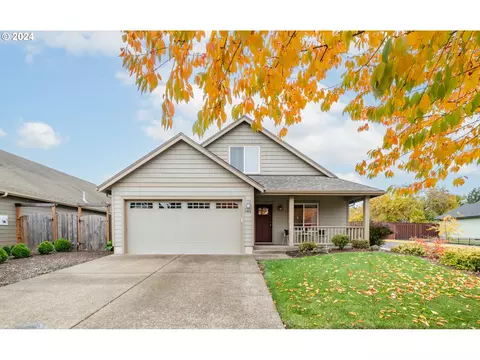 2402 Kokanee Way, Lebanon, OR 97355
