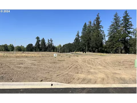 1521 NW Tracy St #31, Mcminnville, OR 97128