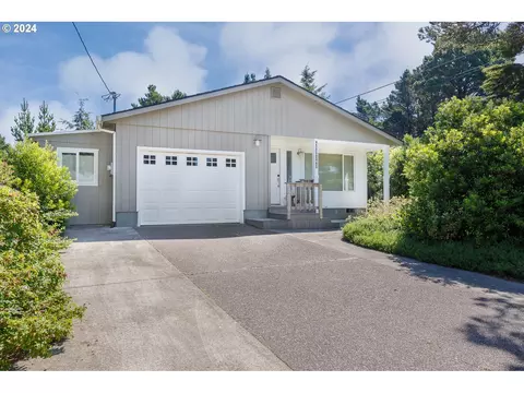 5820 El Mesa Ave, Lincoln City, OR 97367