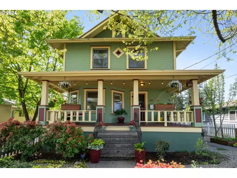 5612 SE Long St, Portland, OR 97206