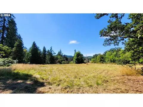 82578 Sprague Ln, Dexter, OR 97431
