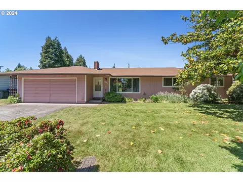 1690 Cottonwood Ave, Springfield, OR 97477