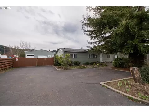 4305 Long St, Sweet Home, OR 97386