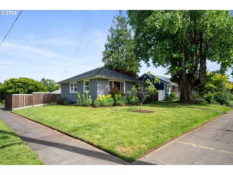 146 SE 75th Ave, Portland, OR 97215