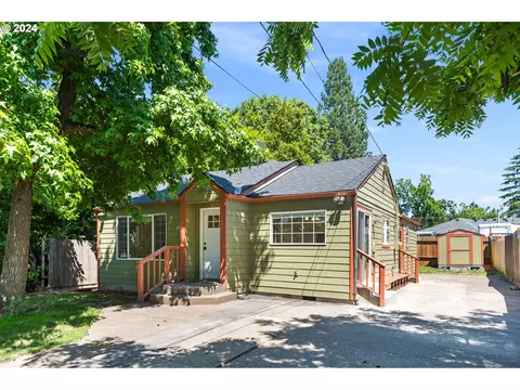 10928 SW 49th Ave, Portland, OR 97219