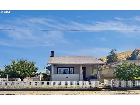 220 W Center St, Heppner, OR 97836