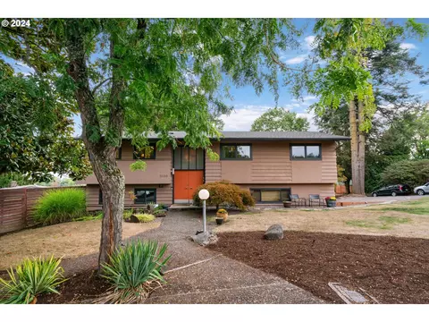 3130 SW Ridge Dr, Portland, OR 97219