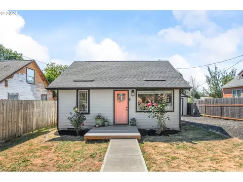 2300 Markle Ave, Vancouver, WA 98660