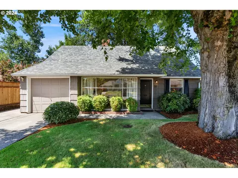 717 N Terry St, Portland, OR 97217