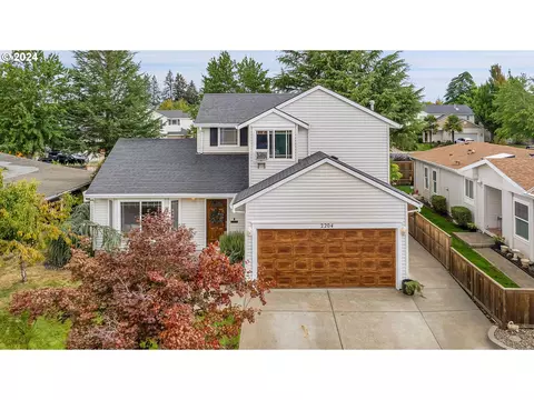 2204 N Fremont St, Cornelius, OR 97113