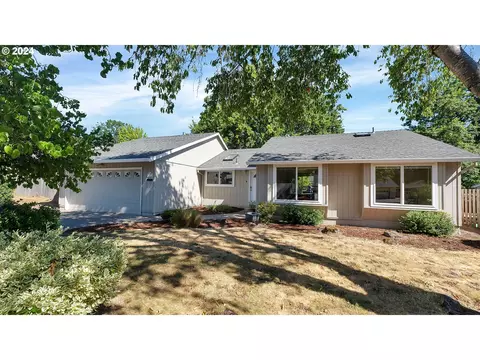 11835 SW Wilkens Ln, Beaverton, OR 97008