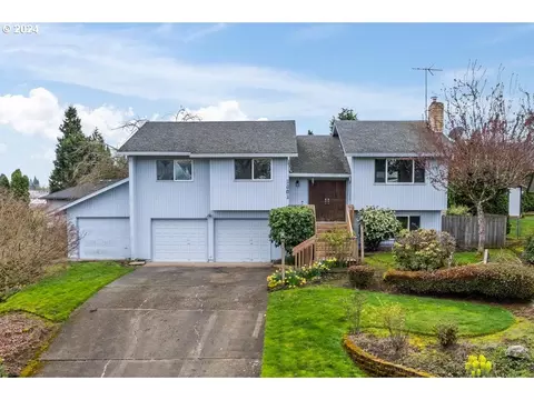 1001 NW 104th St, Vancouver, WA 98660