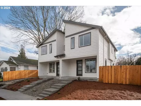 1158 N Terry St #RIGHT F, Portland, OR 97217